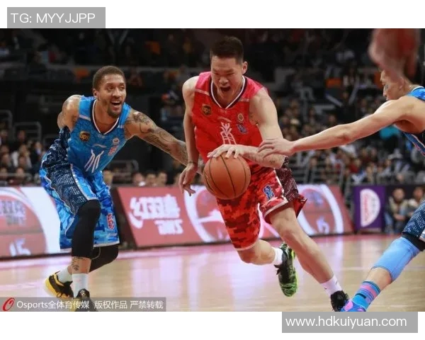 易建联再次入选CBA全明星阵容，刷新历史纪录，领跑全联盟球员票选