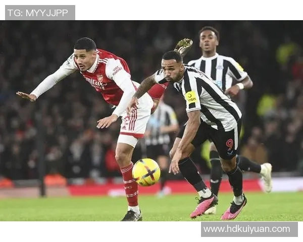 马赛与里阿波罗的较量：一场足球盛宴的精彩对决与战术分析