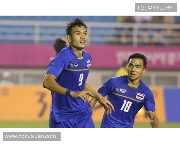 泰王杯精彩对决回顾泰国队与越南队的激烈比赛录像分享